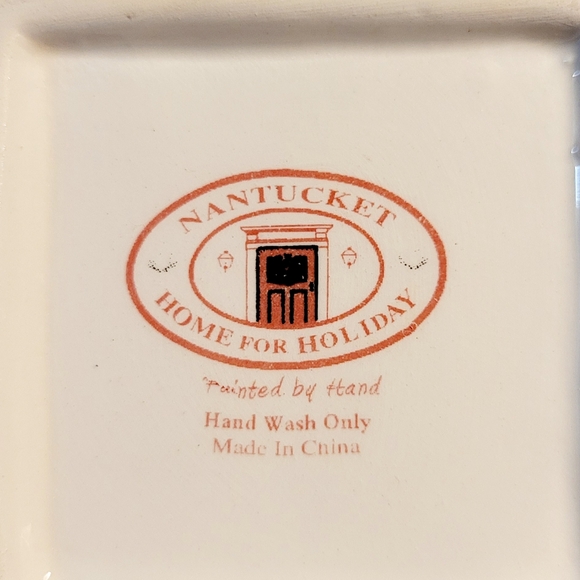 Festive Red Holiday Plate with Snowman and Tree - Picture 3 of 4